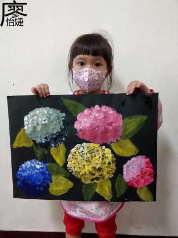 廖怡婕 - 用棉花棒作畫-繡球花