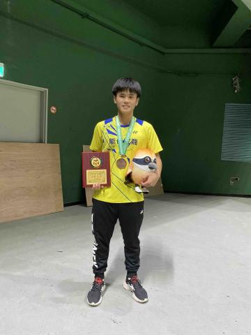 提供羽球規則服務的專家聖安