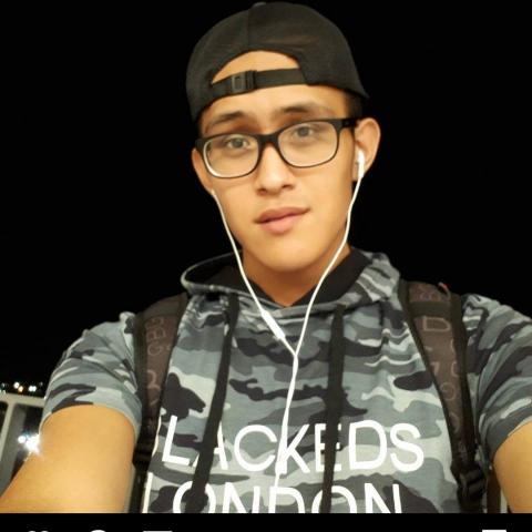 提供aveda蘊活服務的專家洪士俊