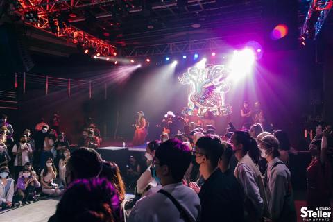 黃竣衍 (Yen) -  黃竣衍 (Yen) -