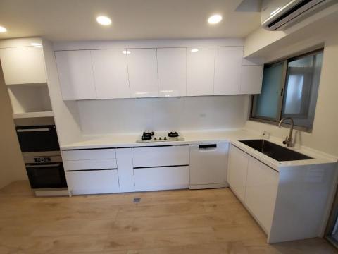 華山裝璜統包工程行 - 