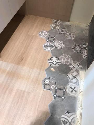 李亞倢，宏宣地板 - 拼接式地板