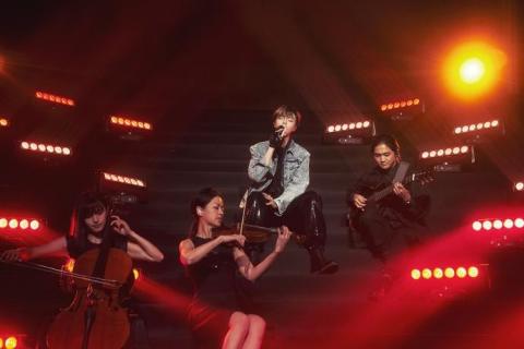 邱郁堯/ 大提琴(線上)家教老師 - 擔任流行歌手-陳立農生日演唱會大提琴演奏者