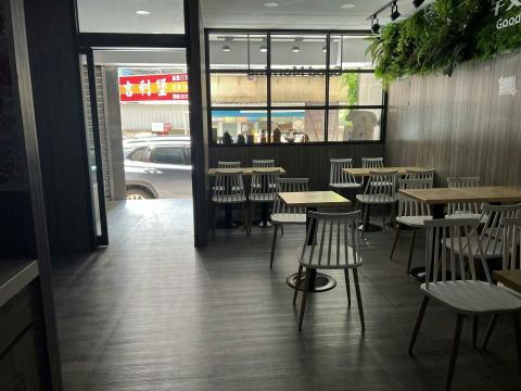 提供收纳箱服務的專家韓雪