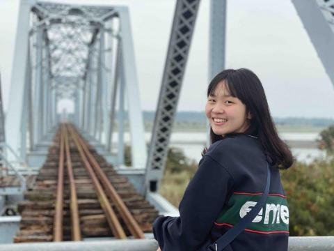 提供吉他店台北服務的專家高家心