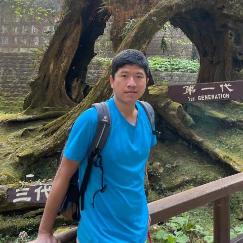 提供雲端erpptt服務的專家Neil Tseng