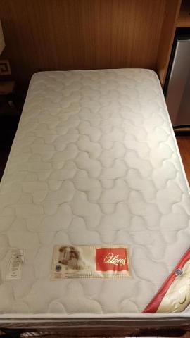 生活的旋綠洗冷氣專家 - 床墊清洗後 生活的旋綠洗冷氣專家 - 床墊清洗後