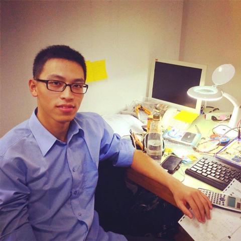 簡廷衛 - 數位電路設計