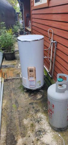 大舜水電工程 - 新裝電熱水器 大舜水電工程 - 新裝電熱水器