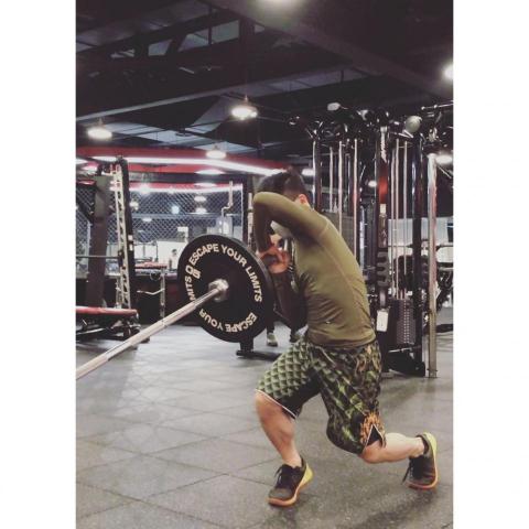 竹北女教練 子唯 - 職業巴西柔術選手地雷管訓練