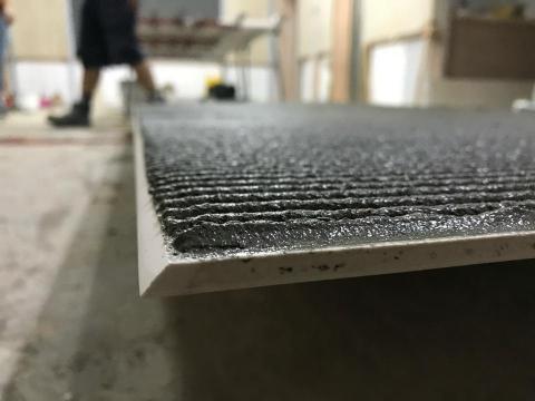 磐恆工程有限公司 - 黏著劑同向齒抹
濕式滿漿工法