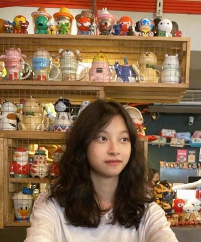 提供學法語服務的專家周湘怡