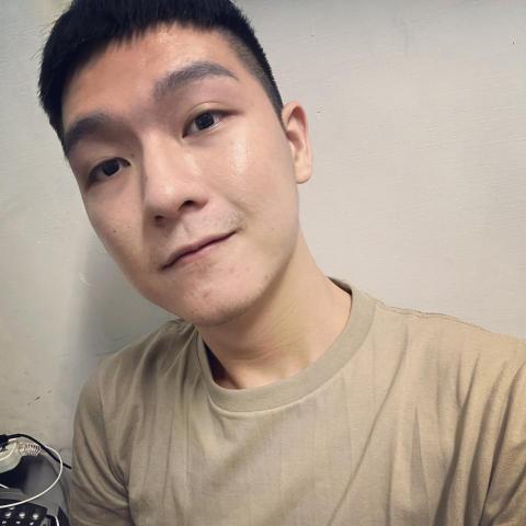 提供model模特服務的專家曾子銘