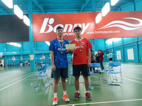 陳逸群 - 參加比賽獲獎照片