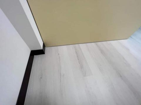 宏宣地板(石塑地板)全室SPC  - 完美的各色矽利康收邊 宏宣地板(石塑地板)全室SPC  - 完美的各色矽利康收邊