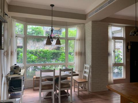 頤頤家居YiYi LIVING - 實案:鄉村風窗景餐廳 頤頤家居YiYi LIVING - 實案:鄉村風窗景餐廳