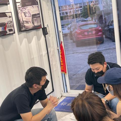 歐巴二手車-小宇 - 