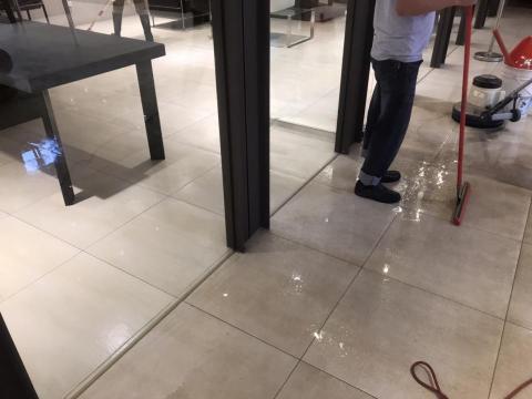 滿馨事業有限公司 - 洗地