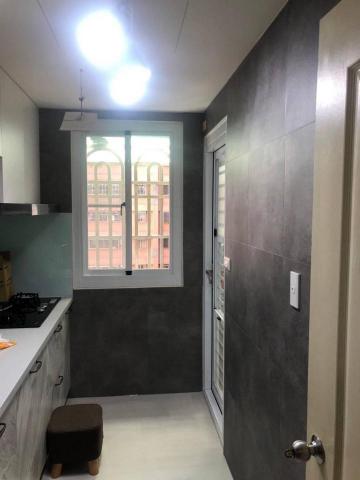 泳旺翻修工程 - 鳳山案件-廚房牆面局部自黏貼板