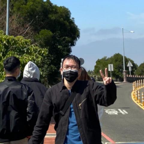 提供圍棋服務的專家李原廷