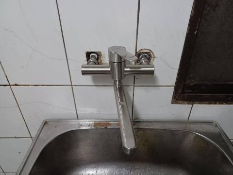 展源機電公司 - 水龍頭更換 展源機電公司 - 水龍頭更換