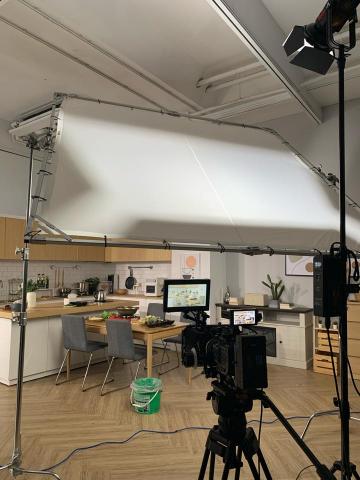 澄錡整合行銷股份有限公司 - 形象廣告拍攝