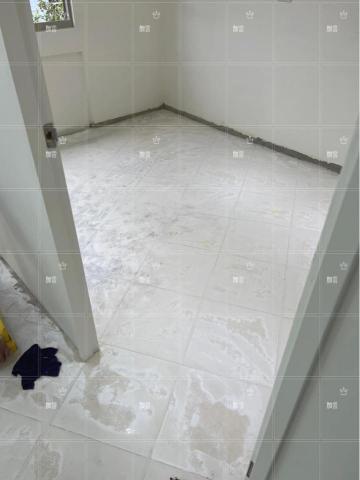 加雲塑膠地板工程 - 全面批土