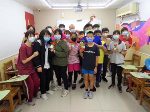 Kim - 期末手作活動大合照