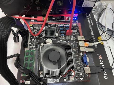 富山 - 開放式礦機維修