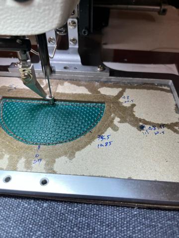 百均電腦針車代工 - 商標、皮標、布標車縫