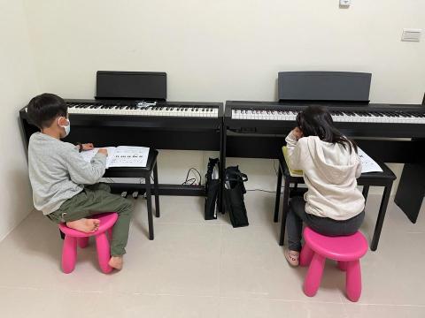 𝙁𝙚𝙞 -  𝙁𝙚𝙞 -