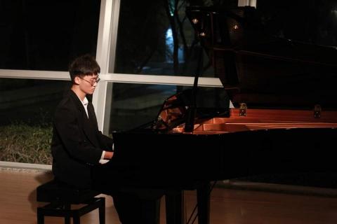 Chien-yu's piano - 