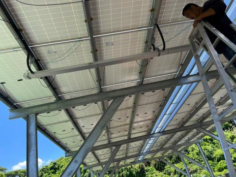 李生 - 棚架太陽能