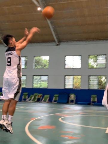 馮O晟🎓清大數理家教 - 