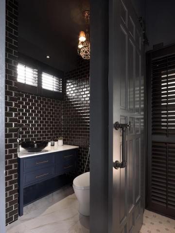 沙立(實木百葉窗產品規劃師) - 100℅實木百葉窗