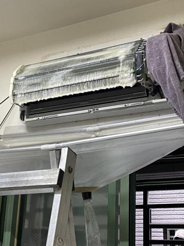 飛宏冷氣空調 - 冷氣上藥水超級髒