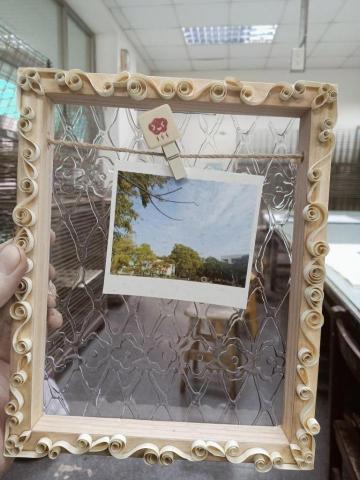 Zi-Ying Chen - 相框（白膠）