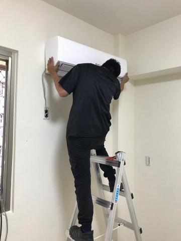 磐峰企業社 - 分離式冷氣，室內機定位