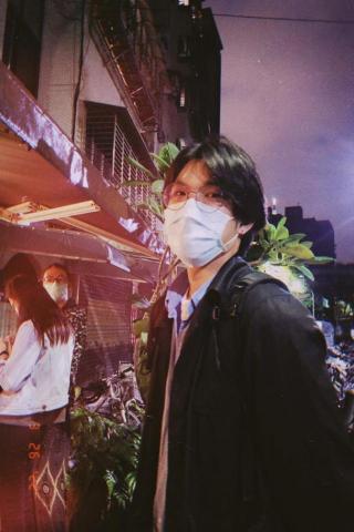 提供deeplpro破解服務的專家紀驊宸