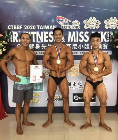 Max 教練 - 109年全國健美先生&比基尼小姐
男子形體174公分級 第四名