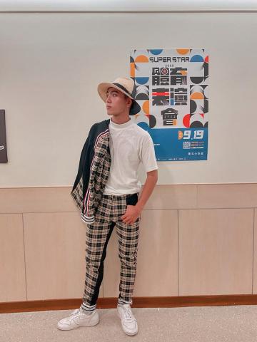 邱弘霖 - 受邀至台北小巨蛋表演