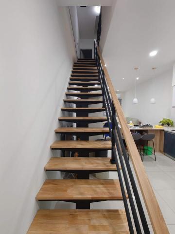 宅之本室內裝修工作坊 - 鋼構樓梯及扶手