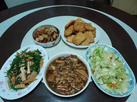 容的廚房 - 員工餐