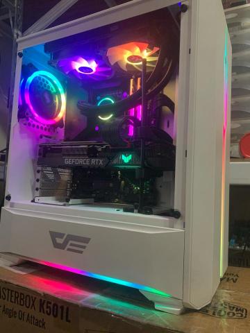 楷威科技 - 客製化電腦主機