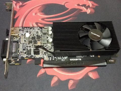 派克工作室 - 更換 技嘉gt 1030 2g d5 散熱風扇