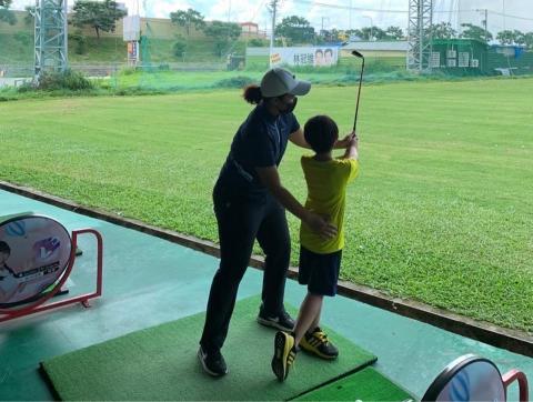 Jane’s cheerful golf - 