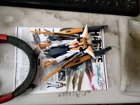 Ngasawa Lin - GN-011 HG 1/144 模型快速素組完工圖1（8小時慢慢做完工）