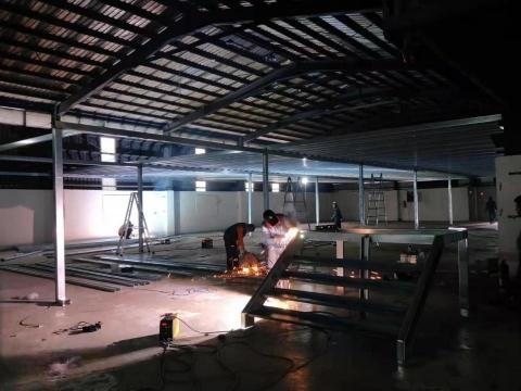 竹東宜安居企業社 - 林口工業區廠房內夾層製作工程（施工中）