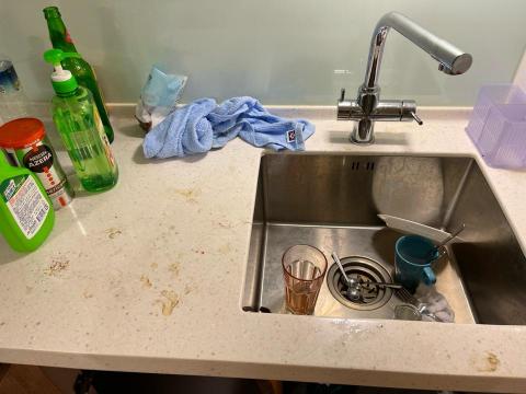 巧家潔家事家藝團隊 - 清潔前