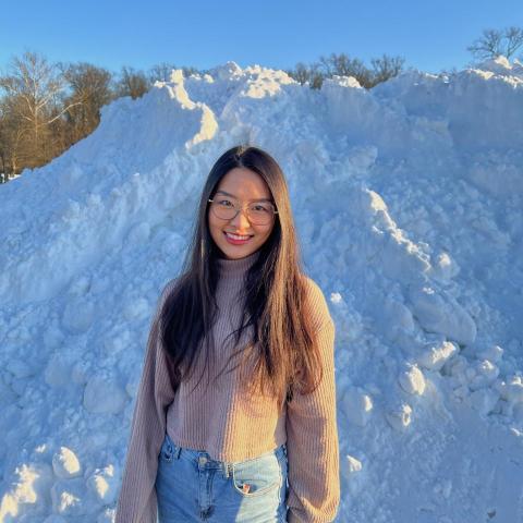 提供英翻中服務的專家Rebecca Huang